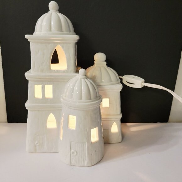 Fitz and Floyd Porcelain White Nativity Lamp Light Decor Holiday - Picture 1 of 5